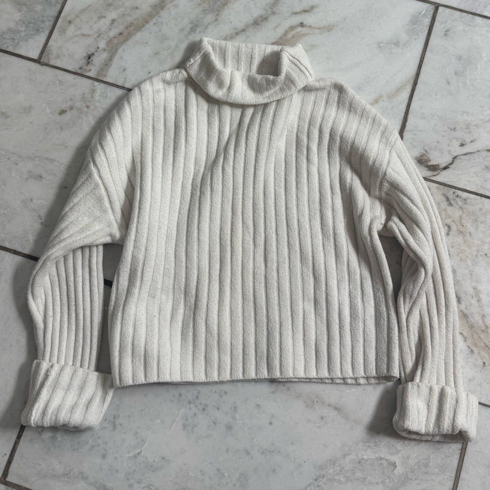 White Ribbed Sweater - Picture 2 of 3